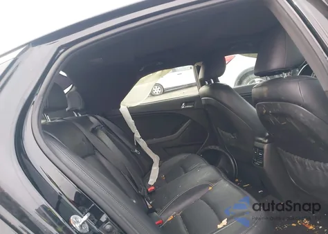 2013 Kia Optima Sx z USA, uszkodzony, nr VIN 5XXGR4A65DG204859